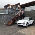 escalera-de-acceso-metal-y-madera-tenerife-300x225-1