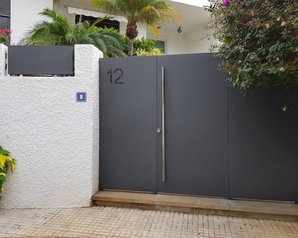 puerta-metalica-abatible-tenerife puerta-metalica-abatible-tenerife